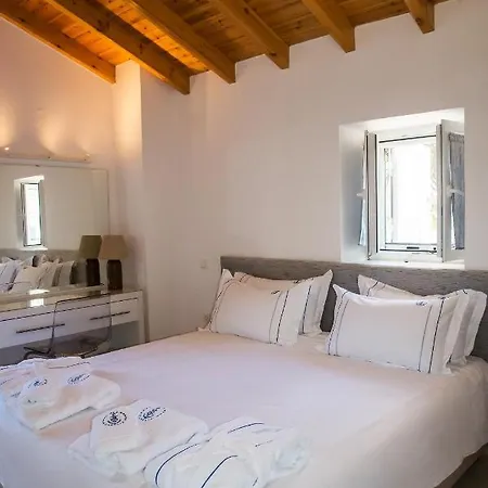 Siora Andromache Willa Perama (Corfu)