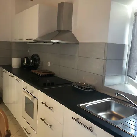 Siora Andromache Willa