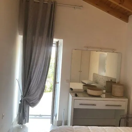 Siora Andromache Willa *