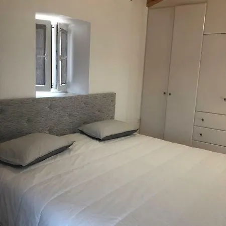 Siora Andromache Willa